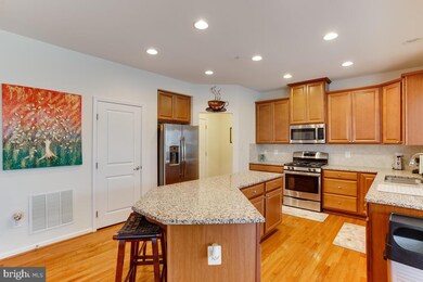 11884 Sidd Finch St, Waldorf, MD 20602 - photo 3
