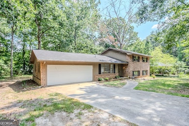 3961 Summit Dr, Douglasville, GA 30135 - photo 2