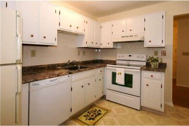 13 Thornbury Place, Southampton, NJ 08088 - photo 5