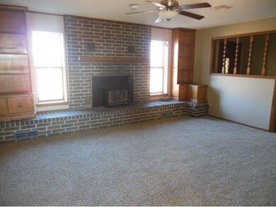 10821 N 1970 Rd, Elk City, OK 73644 - photo 3