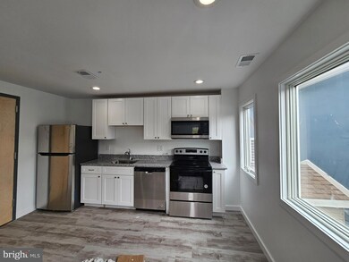 454 Germantown Pike unit 2, Lafayette Hill, PA 19444 - photo 2