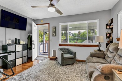 102 Cross Over Rd, Sevierville, TN 37876 - photo 5