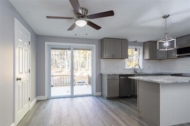 12B Lenny Ln unit B, Hudson, NH 03051 - photo 5