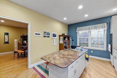36 Smith St unit 36, Arlington, MA 02476 - photo 5