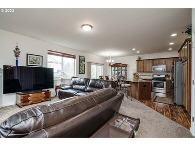 20593 SW Parker Ct, Beaverton, OR 97007 - photo 7