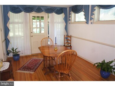 811 Ridge Ln, Media, PA 19063 - photo 6