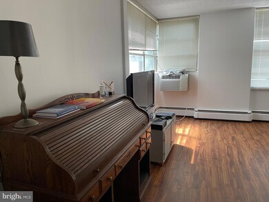 Radnor House unit 114, Bryn Mawr, PA 19010 - photo 4