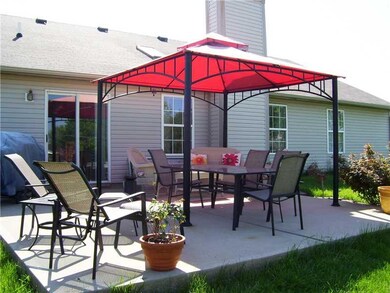 2137 N Fleetwood Dr, Greensburg, IN 47240 - photo 2