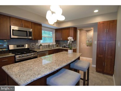 135 Pheasant Ln, Willingboro, NJ 08046 - photo 5