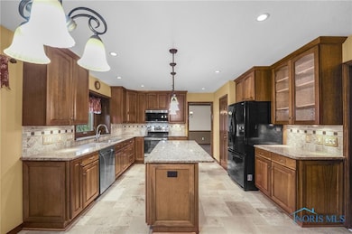 471 Rutledge Ct, Perrysburg, OH 43551 - photo 7