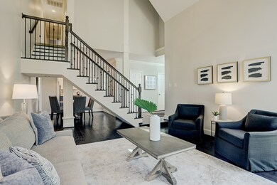 250 E 5th St, Houston, TX 77007 - photo 4