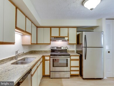 2022 Brooks Square Place, Falls Church, VA 22043 - photo 6