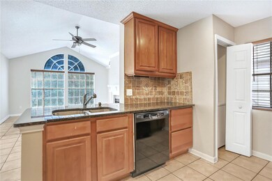 698 Roaring Dr unit 382, Altamonte Springs, FL 32714 - photo 6