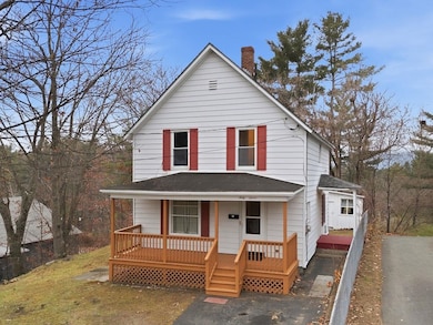 67 W Terrace St, Claremont, NH 03743 - photo 3