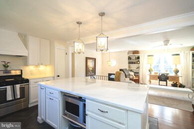 3802 Stoneybrooke Ct, Alexandria, VA 22306 - photo 5