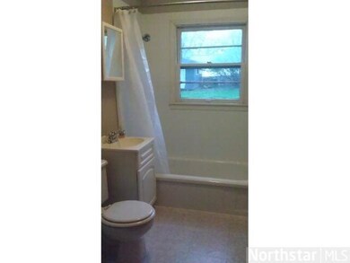 8444 Emerson Ave S, Bloomington, MN 55420 - photo 6