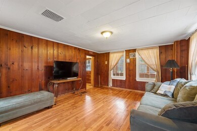 1043 N Brookfield Rd, Oakham, MA 01068 - photo 4