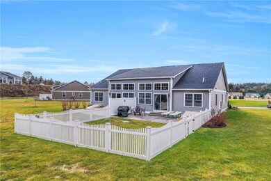 52 Bella Vista Cir unit 15, Chepachet, RI 02814 - photo 2