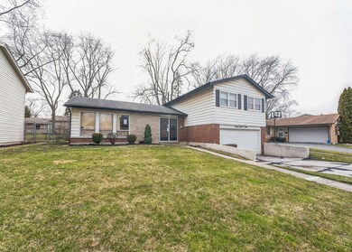 2709 Larkspur Ln, Hazel Crest, IL 60429 - photo 4