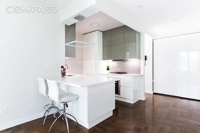 220 Riverside Blvd unit 4-D, New York, NY 10069 - photo 4
