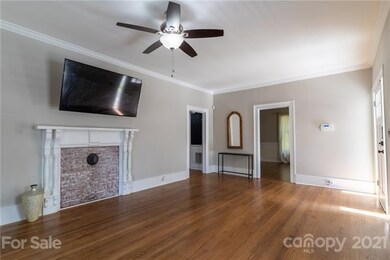 333 S Race St, Statesville, NC 28677 - photo 5