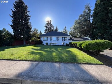 593 N Juniper St, Canby, OR 97013 - photo 4