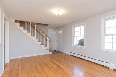 65 Ocean Rd, Portsmouth, NH 03801 - photo 4
