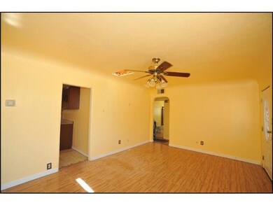 8041 Carpenter Dr, El Paso, TX 79915 - photo 4