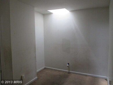 1637 Gorsuch Ave, Baltimore, MD 21218 - photo 7