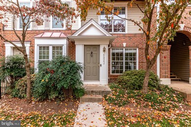 46942 Courtyard Square, Sterling, VA 20164 - photo 2