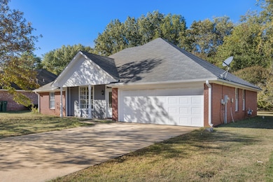 PropImgCncpts_Carroll_2266CrabappleDr (3