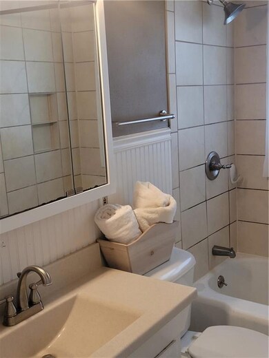 2506 46th St, Des Moines, IA 50310 - photo 2