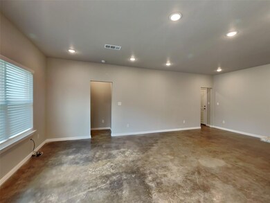 612 Porcupine Dr, Springtown, TX 76082 - photo 4