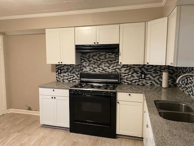 1547 Valley Rd, Bethlehem, PA 18018 - photo 3