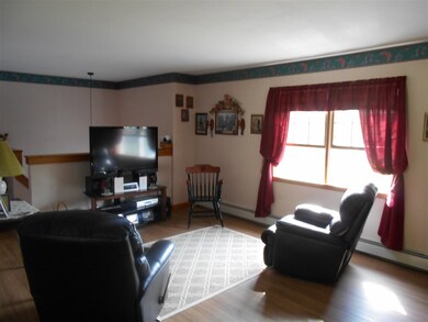 121 Laurel Dr, Saint Johnsbury, VT 05819 - photo 5