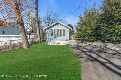 809 Forrest Ave, South Amboy, NJ 08879 - photo 2