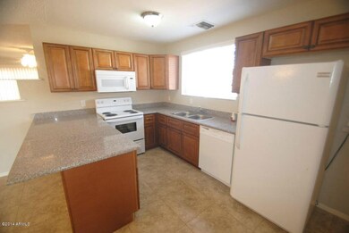 4454 W Avalon Dr, Phoenix, AZ 85031 - photo 7