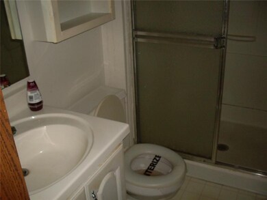 Full Bath.