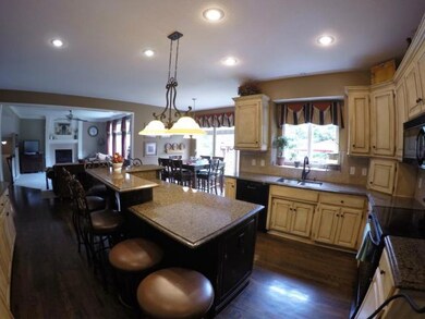 21601 W 98th Terrace, Lenexa, KS 66220 - photo 4