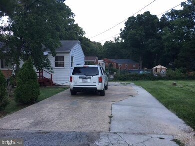 5408 Lanham Station Rd, Lanham, MD 20706 - photo 3