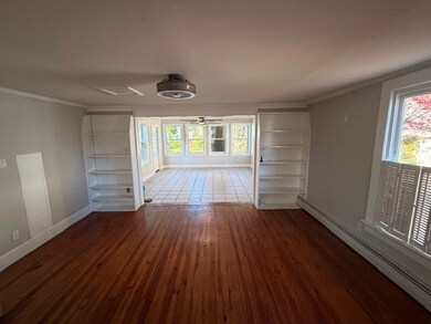 27 Main St, Wachapreague, VA 23480 - photo 5