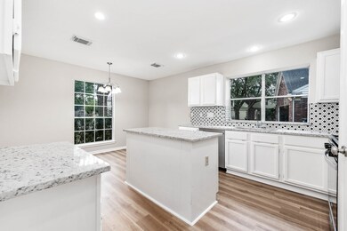 3905 Ivywood Dr, Pearland, TX 77584 - photo 7