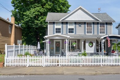 12 Defoe St, Pittston, PA 18640 - photo 3