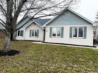 902 Fairway Ct, Nixa, MO 65714 - photo 2