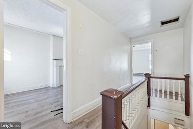 326 E Airy St unit 3, Norristown, PA 19401 - photo 3