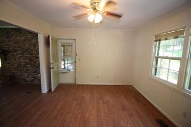 704 Cherry Ln, Laurel, MS 39440 - photo 7