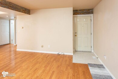 Living Room_DMD_0896-SMALL