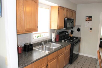 30 Mason St, Warren, RI 02885 - photo 4