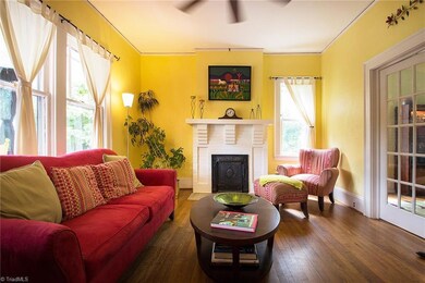 118 N Hawthorne Rd, Winston Salem, NC 27104 - photo 5