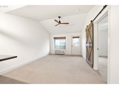 9837 NE Irving St unit 322, Portland, OR 97220 - photo 7